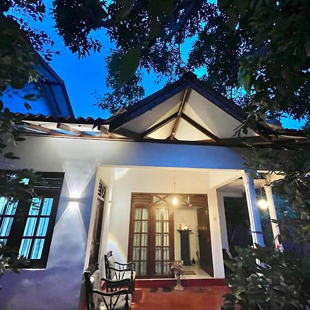 Weligama Villa South Екстер'єр фото